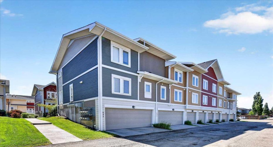 604 Auburn Bay Square, Calgary, Alberta T3M 0Y9, 2 Bedroom Bedrooms, 0 ,3 BathroomBathrooms,Residential,For Sale,Auburn Bay,0,A2327868