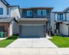 Front view elevstion / virtually added landscaping