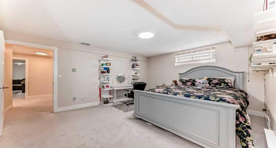 7165 California Boulevard, Calgary, Alberta T1Y 6W1, 4 Bedroom Bedrooms, 0 ,3 BathroomBathrooms,Residential,For Sale,California,0,A2327879