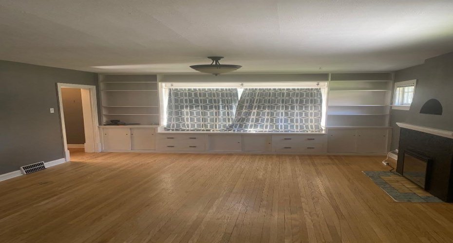 1241 6 Avenue, Lethbridge, Alberta T1J 1A3, 0 , 0 ,0,Rental,6,0,A2327889