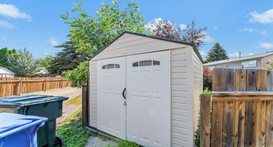 28 Rossdale Street, Medicine Hat, Alberta T1B 1X4, 4 Bedroom Bedrooms, 0 ,2 BathroomBathrooms,Residential,For Sale,Rossdale,0,A2327892