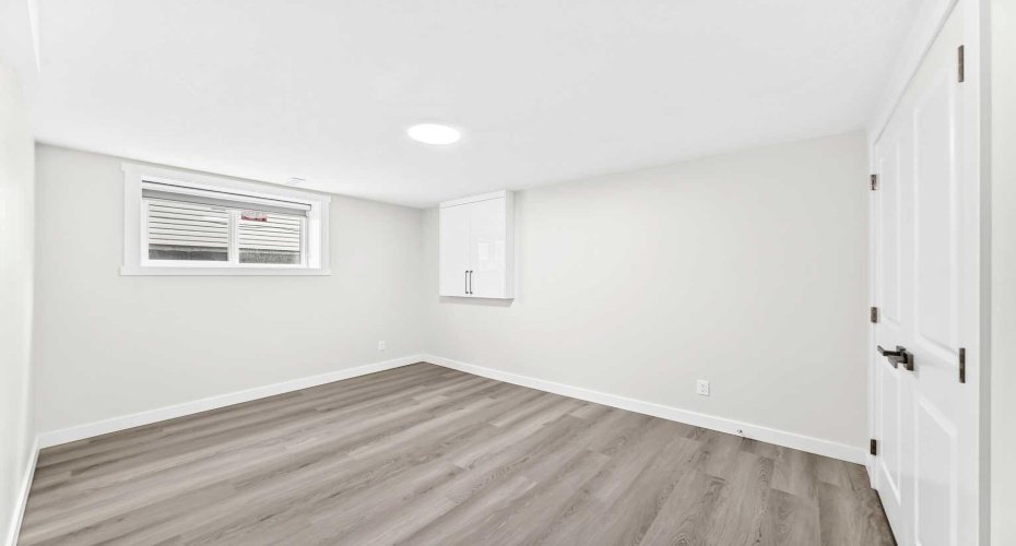 3319 Radcliffe Drive, Calgary, Alberta T2A 5X3, 5 Bedroom Bedrooms, 0 ,3 BathroomBathrooms,Residential,For Sale,Radcliffe,0,A2327895