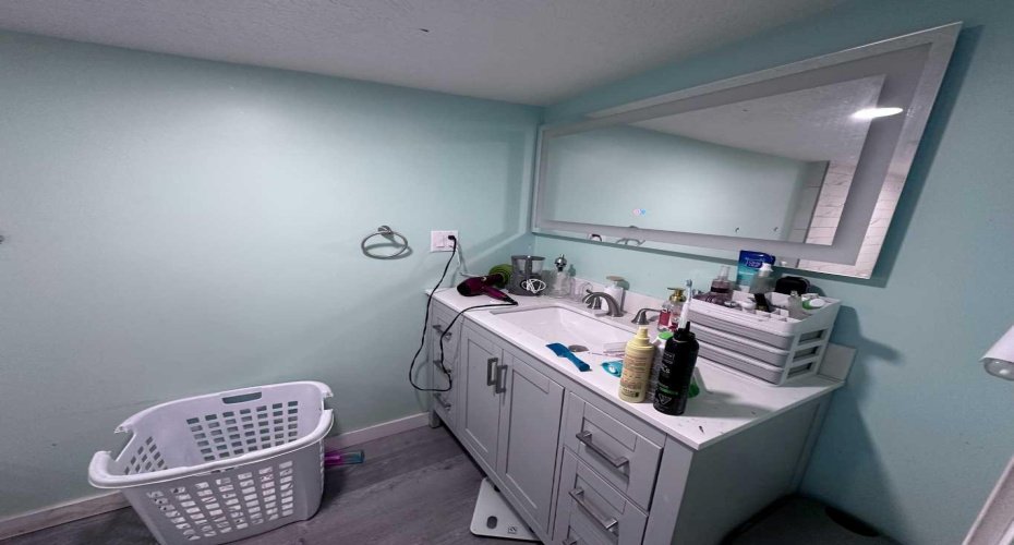 225 2 Avenue, Cardston, Alberta T0K0K0, 5 Bedroom Bedrooms, 0 ,2 BathroomBathrooms,Residential,For Sale,2,0,A2327902