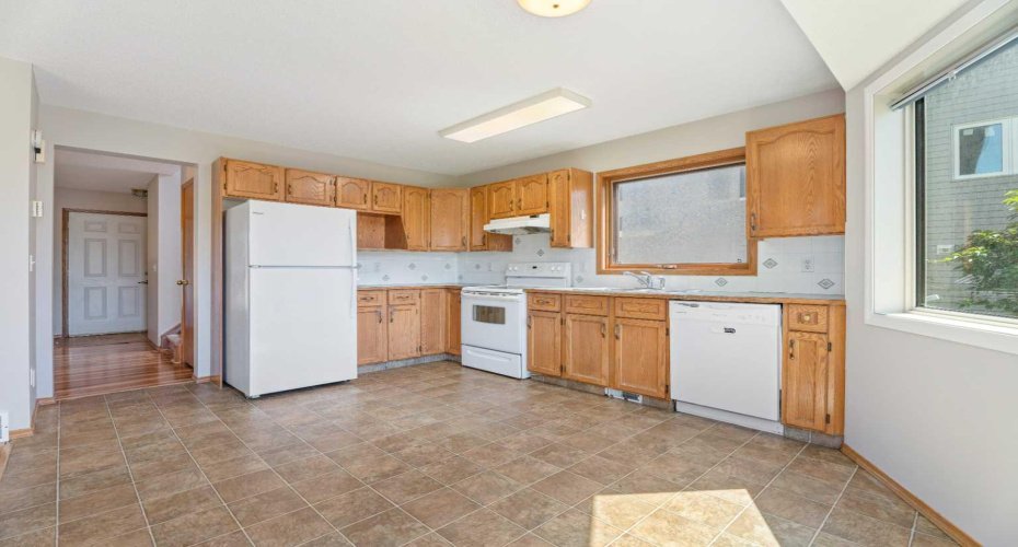 14 Easterbrook Place, Airdrie, Alberta T4B 2H2, 4 Bedroom Bedrooms, 0 ,3 BathroomBathrooms,Residential,For Sale,Easterbrook,0,A2327919