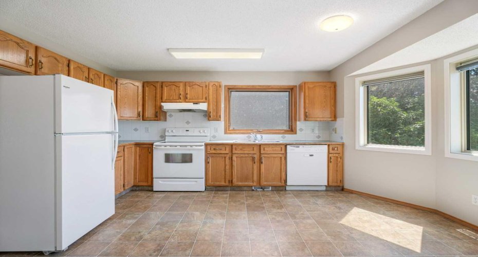 14 Easterbrook Place, Airdrie, Alberta T4B 2H2, 4 Bedroom Bedrooms, 0 ,3 BathroomBathrooms,Residential,For Sale,Easterbrook,0,A2327919
