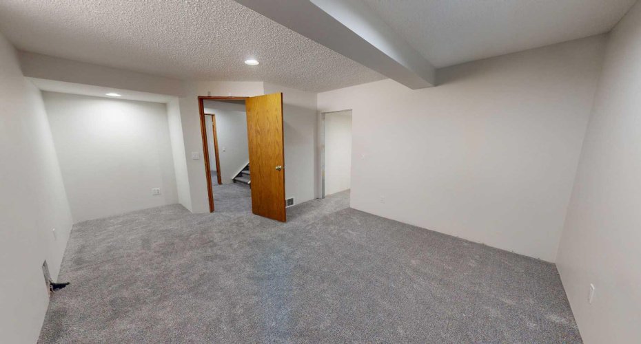 60 Sunmeadows Court, Calgary, Alberta T2X 3H5, 5 Bedroom Bedrooms, 0 ,3 BathroomBathrooms,Residential,For Sale,Sunmeadows,0,A2327926