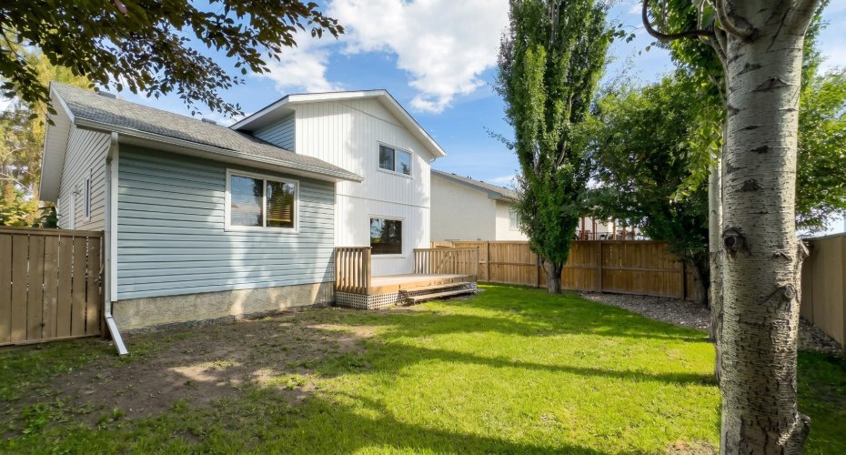60 Sunmeadows Court, Calgary, Alberta T2X 3H5, 5 Bedroom Bedrooms, 0 ,3 BathroomBathrooms,Residential,For Sale,Sunmeadows,0,A2327926