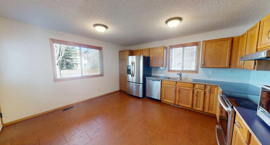 60 Sunmeadows Court, Calgary, Alberta T2X 3H5, 5 Bedroom Bedrooms, 0 ,3 BathroomBathrooms,Residential,For Sale,Sunmeadows,0,A2327926