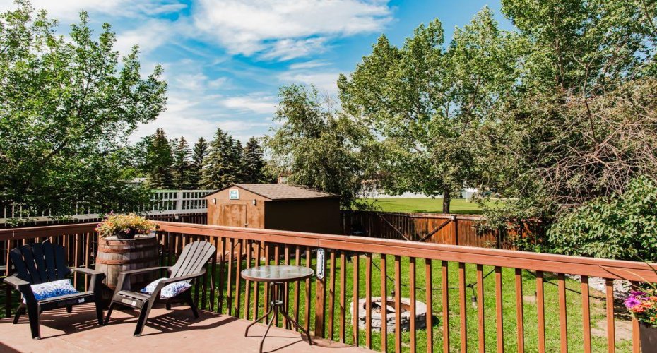 9422 64 Avenue, Grande Prairie, Alberta T8W 1B5, 5 Bedroom Bedrooms, 0 ,3 BathroomBathrooms,Residential,For Sale,64,0,A2327927