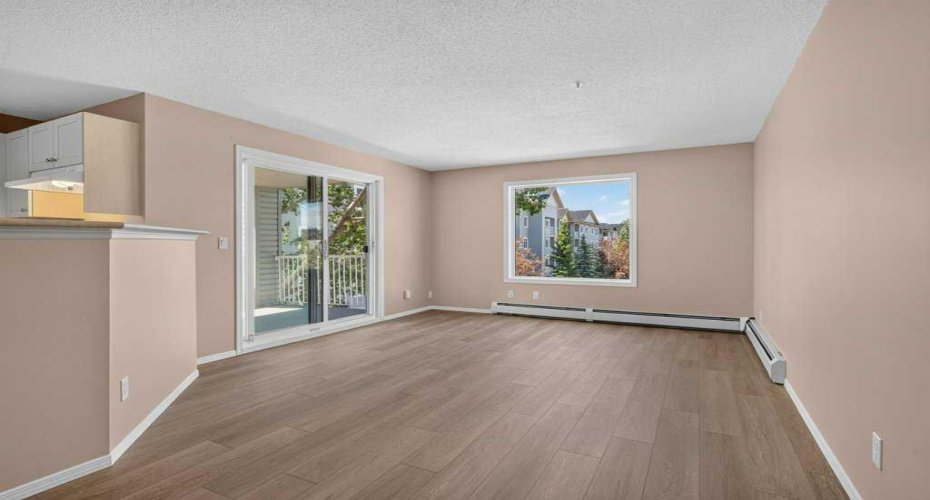 Living Room, West Facing