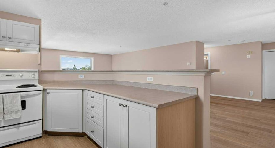 Plenty of Cabinet space