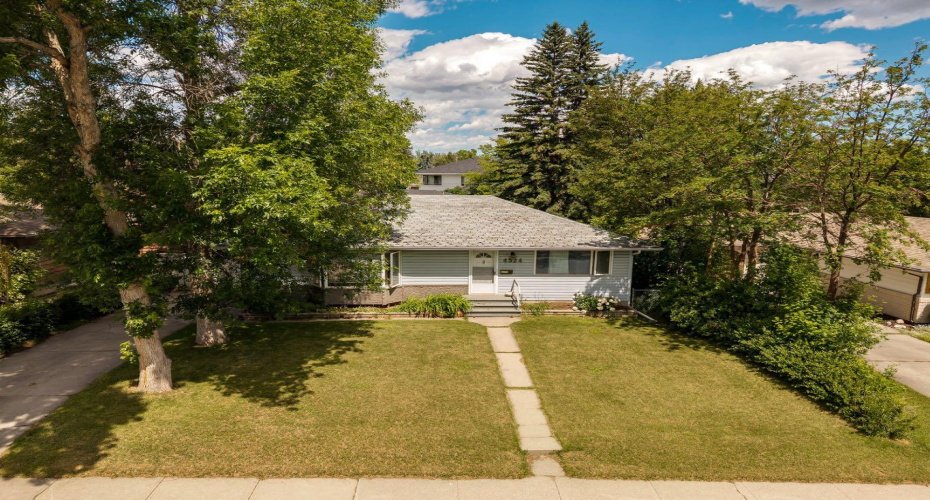 4524 26 Avenue, Calgary, Alberta T3E 0P9, 4 Bedroom Bedrooms, 0 ,2 BathroomBathrooms,Residential,For Sale,26,0,A2327932