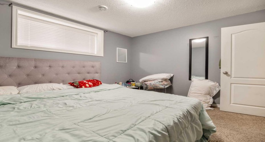 350 Mt Sunburst Way, Lethbridge, Alberta T1K 3J9, 4 Bedroom Bedrooms, 0 ,3 BathroomBathrooms,Residential,For Sale,Mt Sunburst,0,A2327944