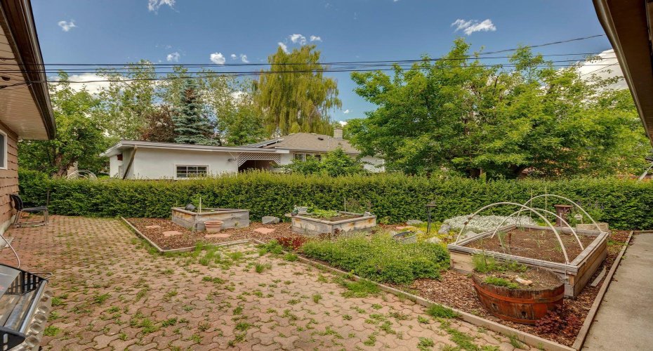 4528 26 Avenue, Calgary, Alberta T3E 0P9, 5 Bedroom Bedrooms, 0 ,2 BathroomBathrooms,Residential,For Sale,26,0,A2327958