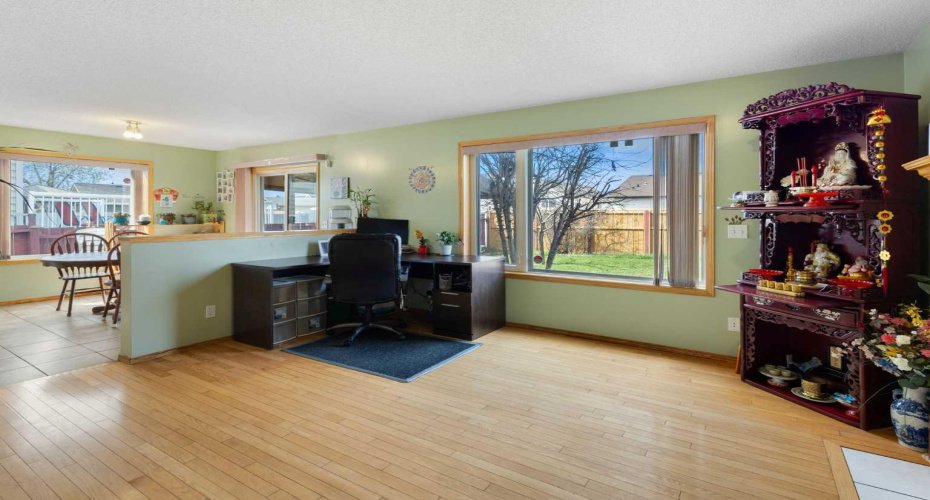 179 Erin Park Drive, Calgary, Alberta T3B 3L5, 3 Bedroom Bedrooms, 0 ,3 BathroomBathrooms,Residential,For Sale,Erin Park,0,A2327966