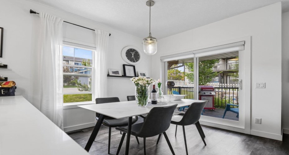 404 Jumping Pound Common, Cochrane, Alberta T4C 2L1, 3 Bedrooms Bedrooms, ,3 BathroomsBathrooms,Residential,For Sale,Jumping Pound,A2327980
