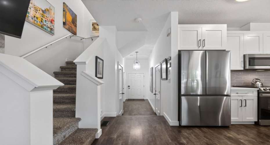 404 Jumping Pound Common, Cochrane, Alberta T4C 2L1, 3 Bedrooms Bedrooms, ,3 BathroomsBathrooms,Residential,For Sale,Jumping Pound,A2327980
