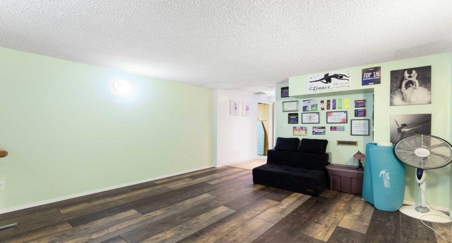 95 Riverbrook Road, Calgary, Alberta T2C 3P7, 3 Bedroom Bedrooms, 0 ,2 BathroomBathrooms,Residential,For Sale,Riverbrook,0,A2327989
