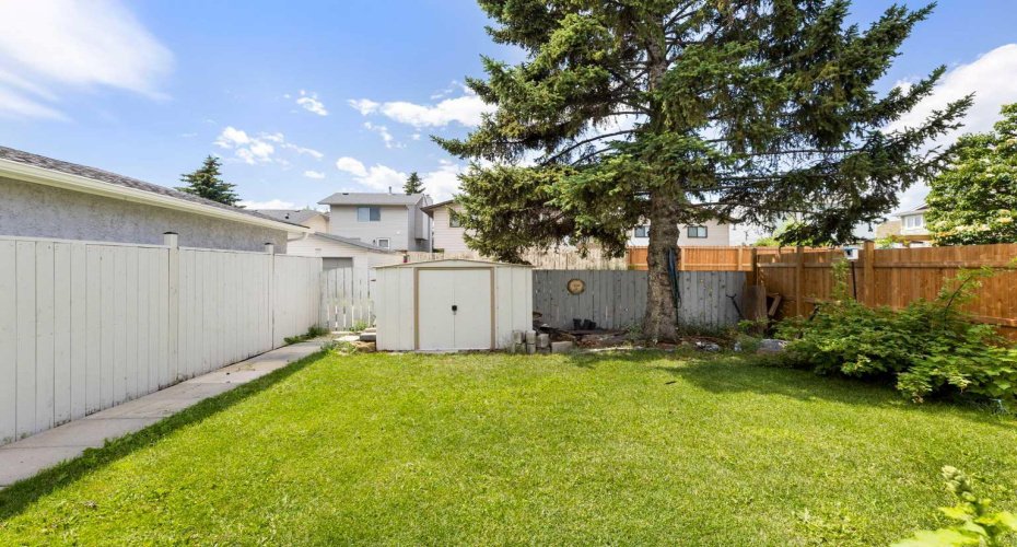 95 Riverbrook Road, Calgary, Alberta T2C 3P7, 3 Bedroom Bedrooms, 0 ,2 BathroomBathrooms,Residential,For Sale,Riverbrook,0,A2327989