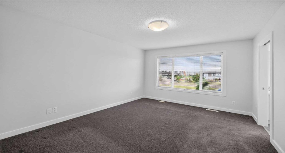 125 Redstone Common, Calgary, Alberta T3N 0P6, 3 Bedroom Bedrooms, 0 ,4 BathroomBathrooms,Residential,For Sale,Redstone,0,A2328004