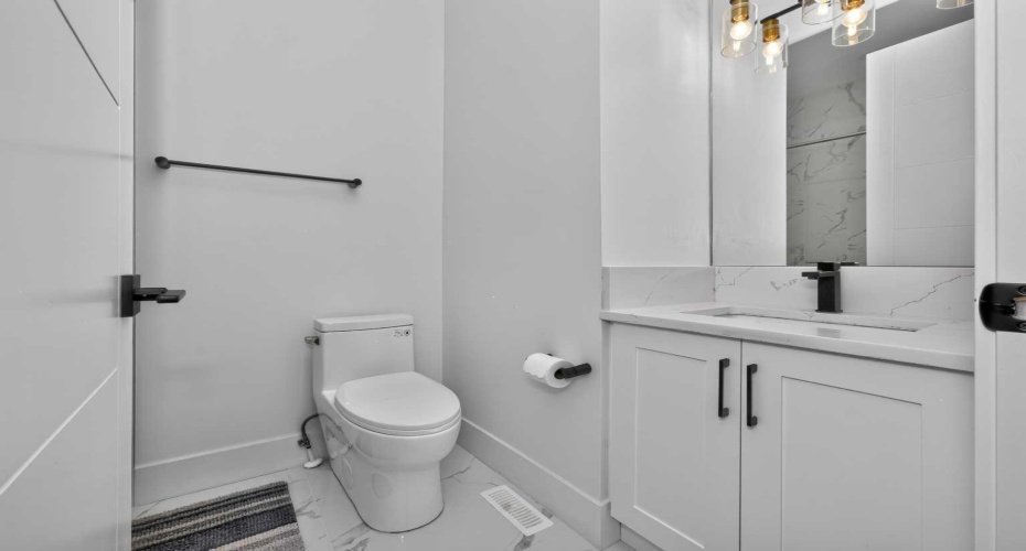 219 18 Avenue, Calgary, Alberta T2E 1N3, 5 Bedroom Bedrooms, 0 ,5 BathroomBathrooms,Residential,For Sale,18,0,A2328029