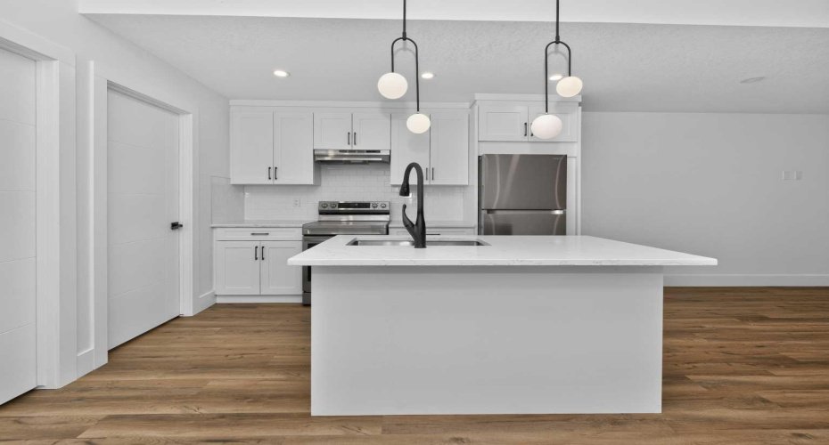 219 18 Avenue, Calgary, Alberta T2E 1N3, 5 Bedroom Bedrooms, 0 ,5 BathroomBathrooms,Residential,For Sale,18,0,A2328029