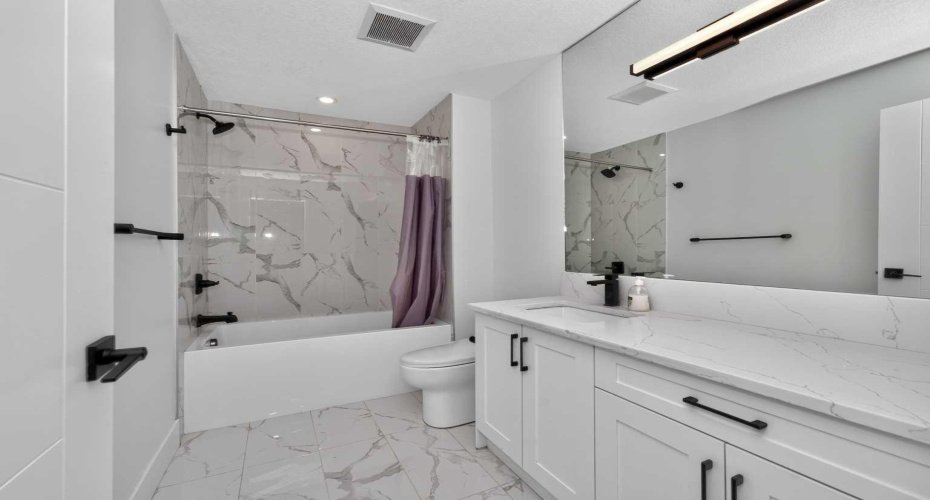219 18 Avenue, Calgary, Alberta T2E 1N3, 5 Bedroom Bedrooms, 0 ,5 BathroomBathrooms,Residential,For Sale,18,0,A2328029