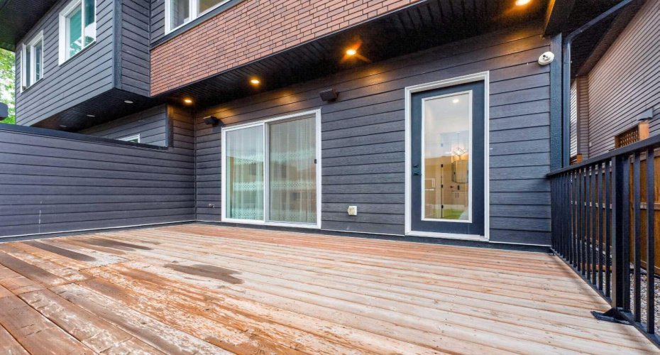 219 18 Avenue, Calgary, Alberta T2E 1N3, 5 Bedroom Bedrooms, 0 ,5 BathroomBathrooms,Residential,For Sale,18,0,A2328029