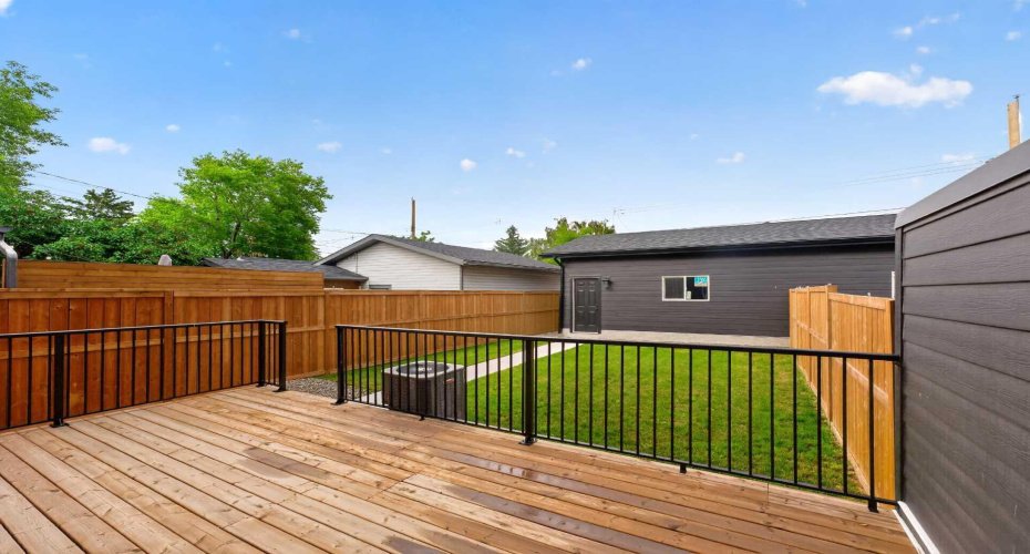219 18 Avenue, Calgary, Alberta T2E 1N3, 5 Bedroom Bedrooms, 0 ,5 BathroomBathrooms,Residential,For Sale,18,0,A2328029