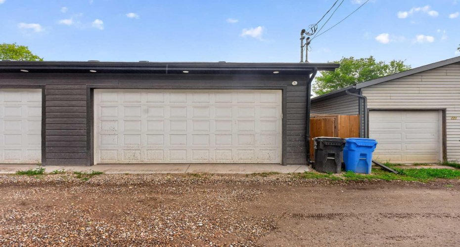 219 18 Avenue, Calgary, Alberta T2E 1N3, 5 Bedroom Bedrooms, 0 ,5 BathroomBathrooms,Residential,For Sale,18,0,A2328029
