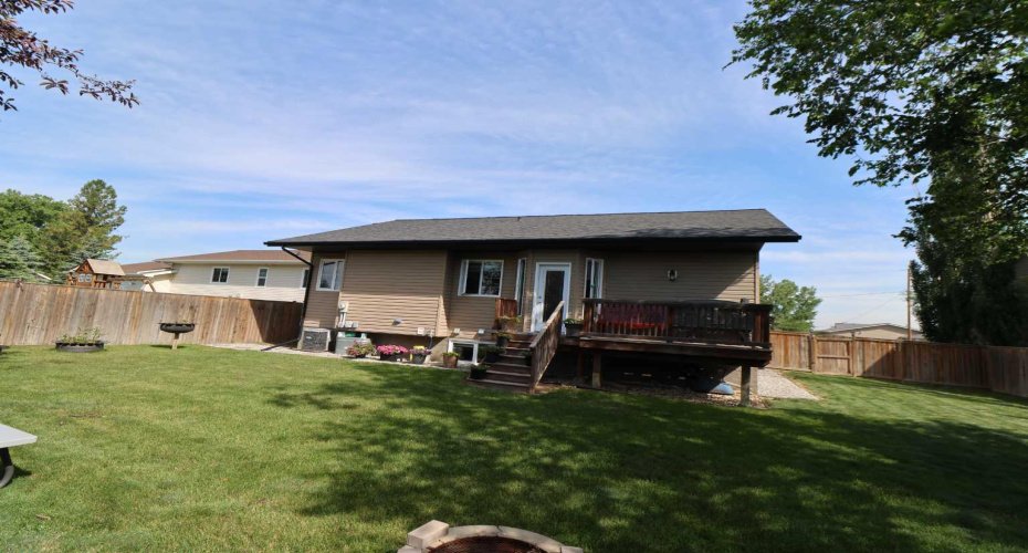 608 3 st n, Grassy Lake, Alberta T0K 0Z0, 4 Bedroom Bedrooms, 0 ,2 BathroomBathrooms,Residential,For Sale,3 st n,0,A2328032