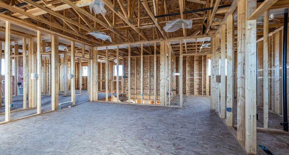 918 Memorial Drive, Redcliff, Alberta T0J2P0, 3 Bedroom Bedrooms, 0 ,3 BathroomBathrooms,Residential,For Sale,Memorial,0,A2328049