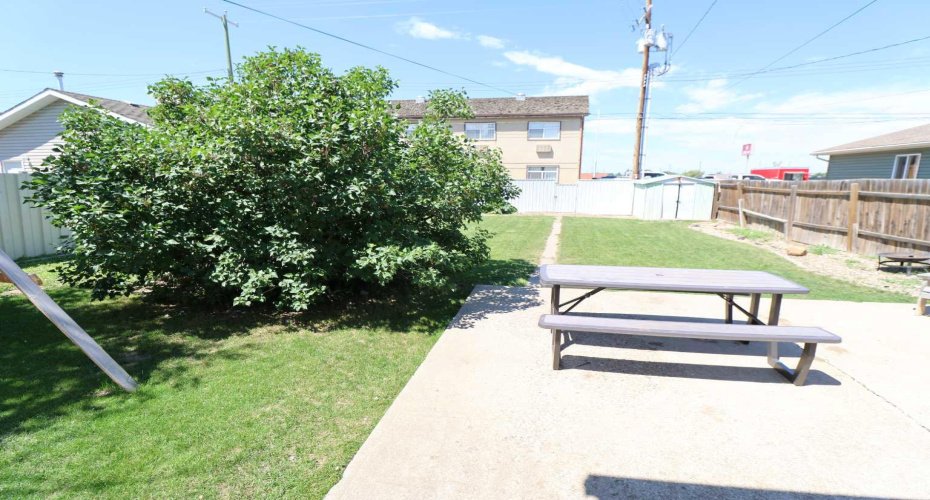 5319 45 ave, Taber, Alberta T1G 1B4, 4 Bedroom Bedrooms, 0 ,2 BathroomBathrooms,Residential,For Sale,45 ave,0,A2328072
