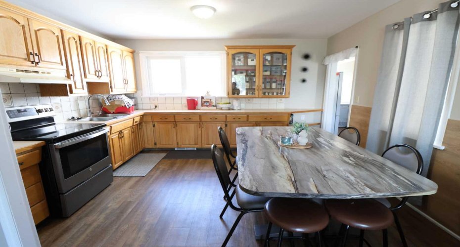 5319 45 ave, Taber, Alberta T1G 1B4, 4 Bedroom Bedrooms, 0 ,2 BathroomBathrooms,Residential,For Sale,45 ave,0,A2328072