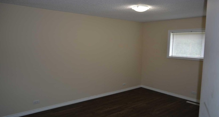 10026 102A Street, Peace River, Alberta T8S1R3, 4 Bedroom Bedrooms, 0 ,2 BathroomBathrooms,Residential,For Sale,102A,0,A2328084