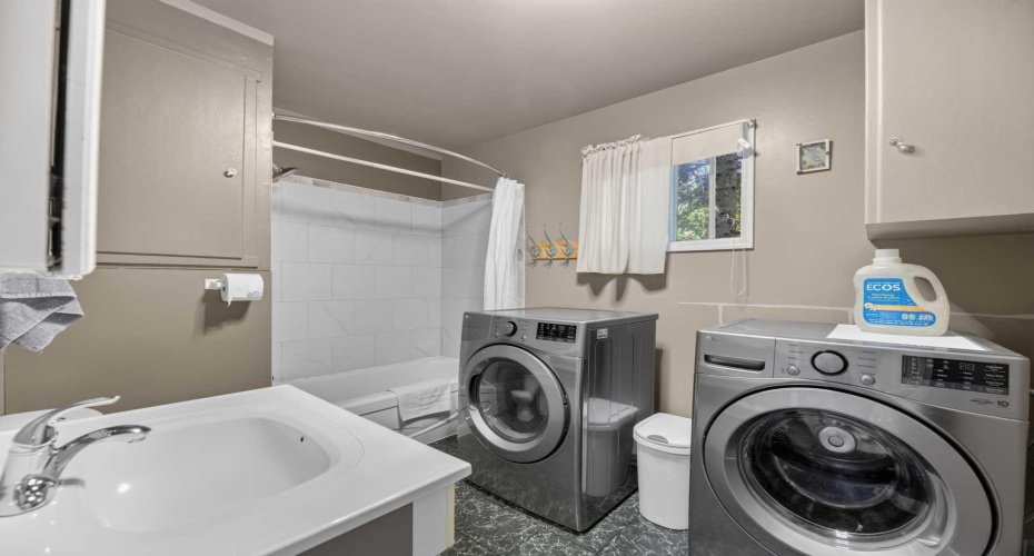 2109 21 Avenue, Bowden, Alberta T0M0K0, 2 Bedroom Bedrooms, 0 ,2 BathroomBathrooms,Residential,For Sale,21,0,A2328085