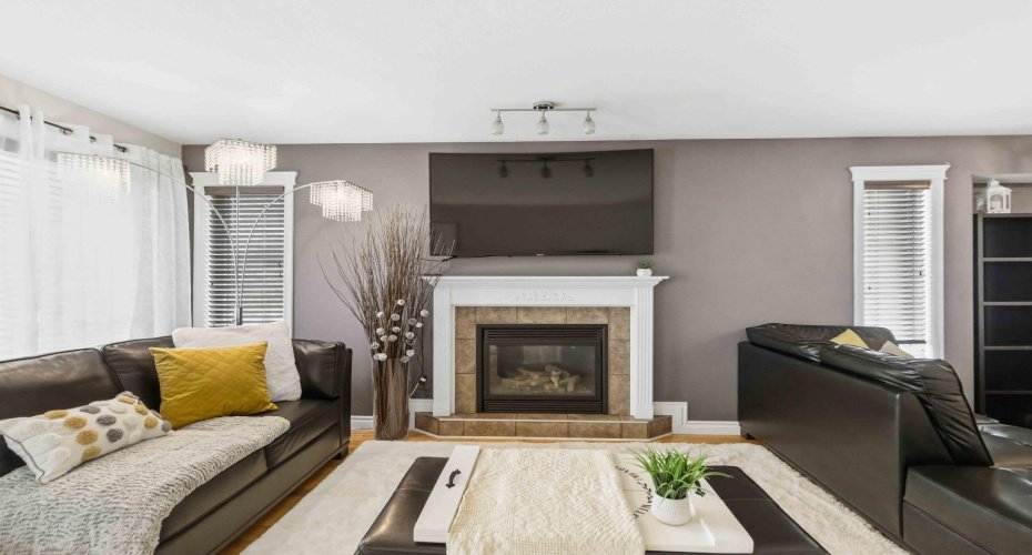 249 Fox Crescent, Fort McMurray, Alberta T9K0C2, 5 Bedroom Bedrooms, 0 ,3 BathroomBathrooms,Residential,For Sale,Fox,0,A2328097