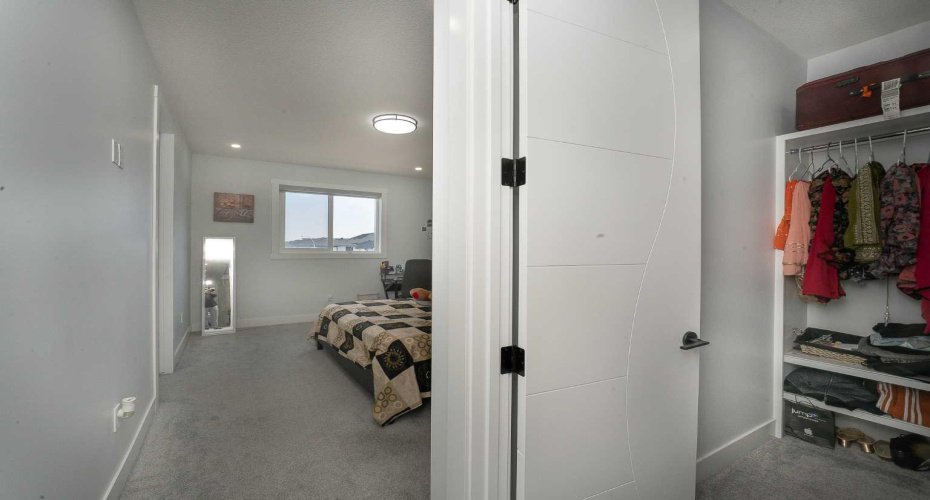 4831 87 Avenue, Calgary, Alberta T3J 2J5, 6 Bedroom Bedrooms, 0 ,5 BathroomBathrooms,Residential,For Sale,87,0,A2328104