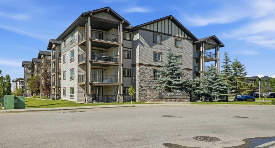 60 Panatella Street, Calgary, Alberta T3K 0M2, 2 Bedroom Bedrooms, 0 ,1 BathroomBathrooms,Residential,For Sale,Panatella,0,A2328105