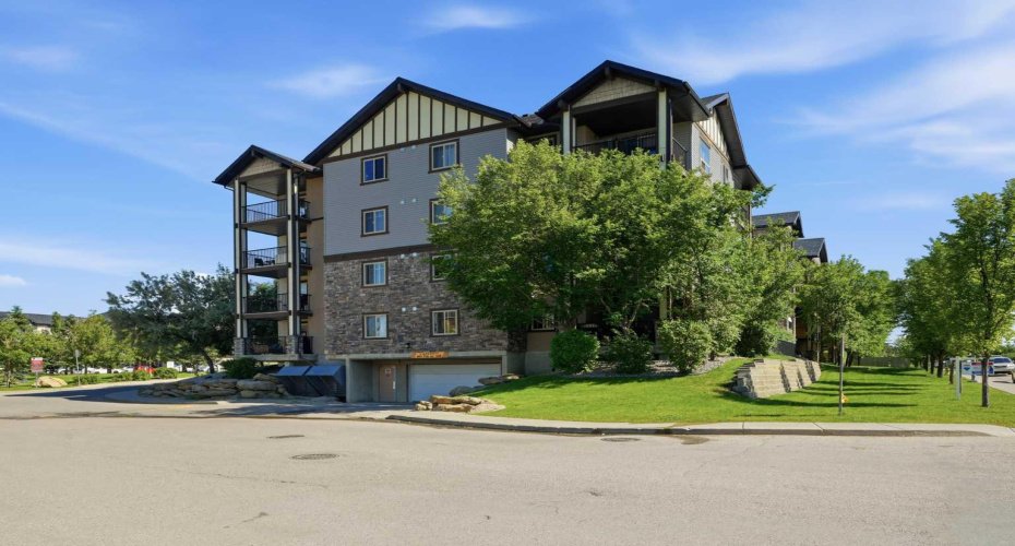 60 Panatella Street, Calgary, Alberta T3K 0M2, 2 Bedroom Bedrooms, 0 ,1 BathroomBathrooms,Residential,For Sale,Panatella,0,A2328105
