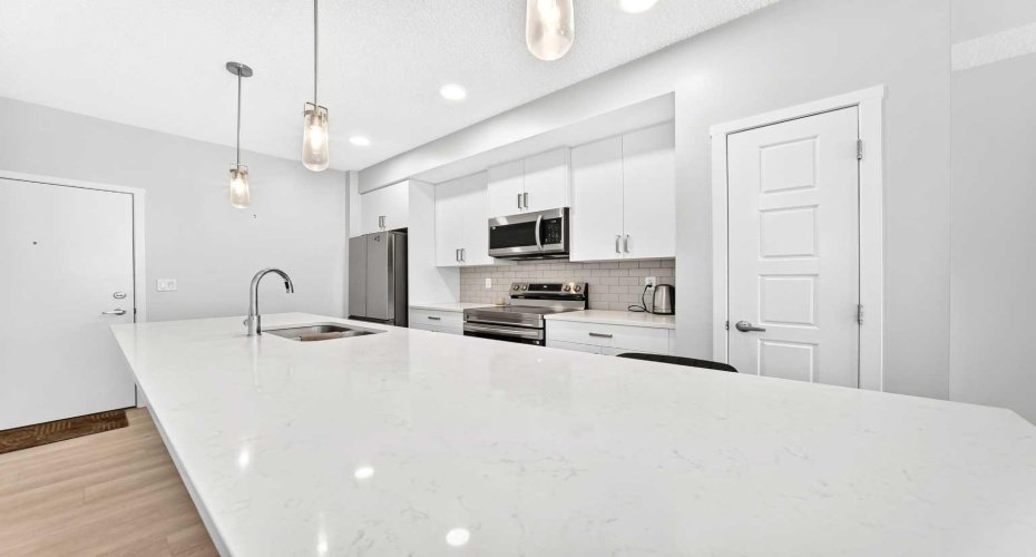 33 Carringham Gate, Calgary, Alberta T3P 2H6, 1 Bedroom Bedrooms, 0 ,1 BathroomBathrooms,Residential,For Sale,Carringham,0,A2328116