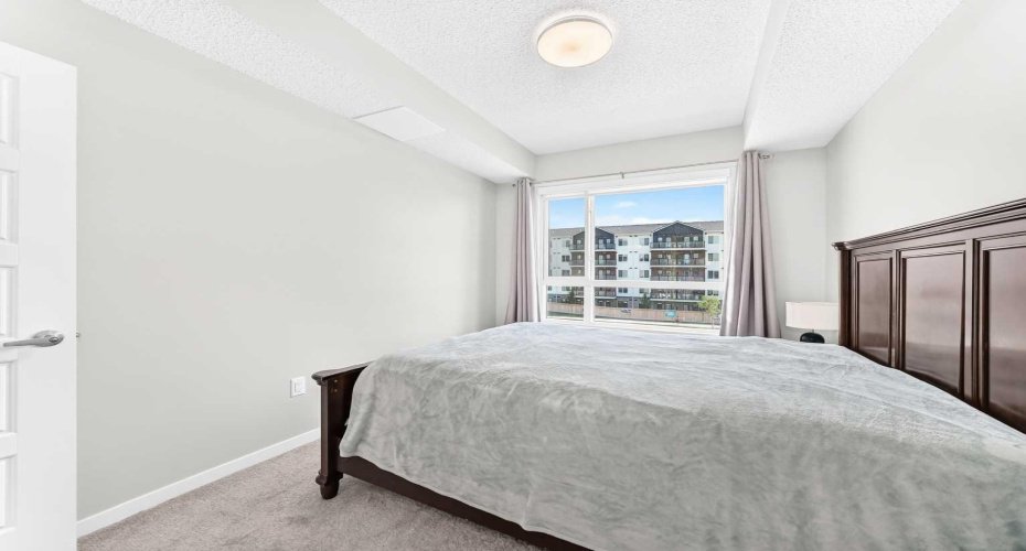 33 Carringham Gate, Calgary, Alberta T3P 2H6, 1 Bedroom Bedrooms, 0 ,1 BathroomBathrooms,Residential,For Sale,Carringham,0,A2328116