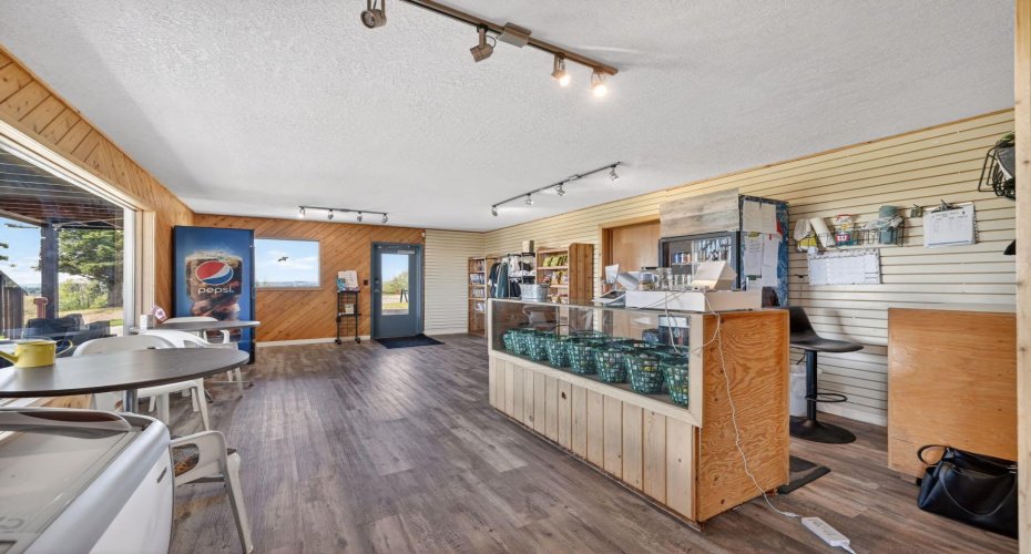 39325 Range Road 34, Rural Lacombe County, Alberta T0M0X0, 0 , 0 ,0,Commercial,For Sale,Range Road 34,0,A2319442