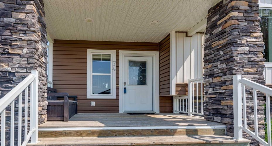 74 Mackenzie Crescent, Lacombe, Alberta T4L 0B3, 4 Bedroom Bedrooms, 0 ,3 BathroomBathrooms,Residential,For Sale,Mackenzie,0,A2324482
