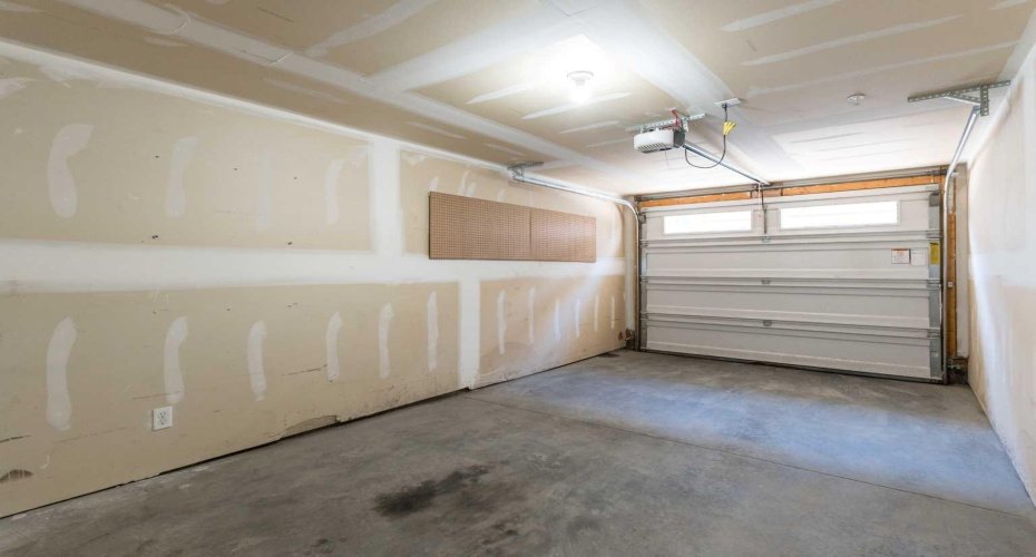 271 Livingston Common, Calgary, Alberta T3P 1K1, 2 Bedroom Bedrooms, 0 ,1 BathroomBathrooms,Residential,For Sale,Livingston,0,A2326821
