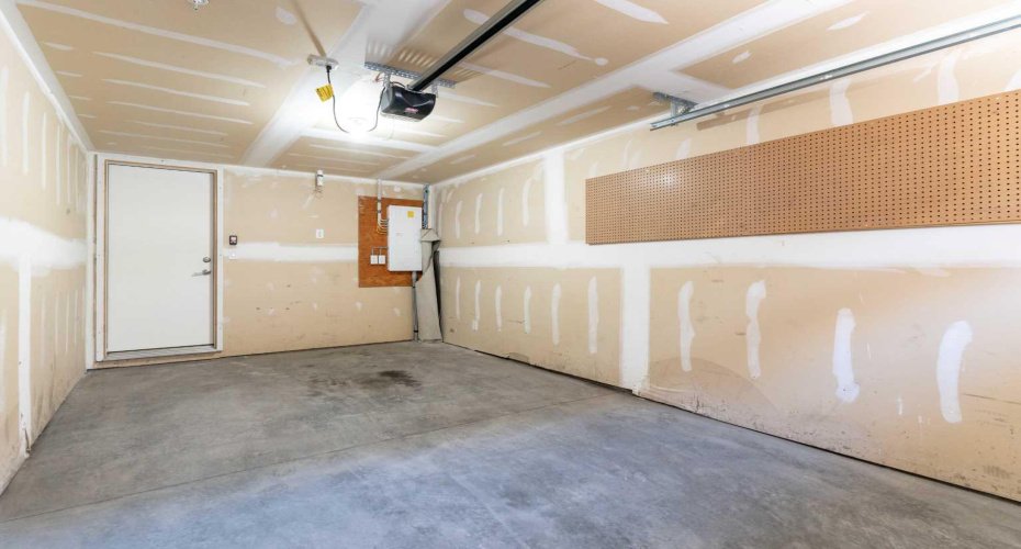 271 Livingston Common, Calgary, Alberta T3P 1K1, 2 Bedroom Bedrooms, 0 ,1 BathroomBathrooms,Residential,For Sale,Livingston,0,A2326821
