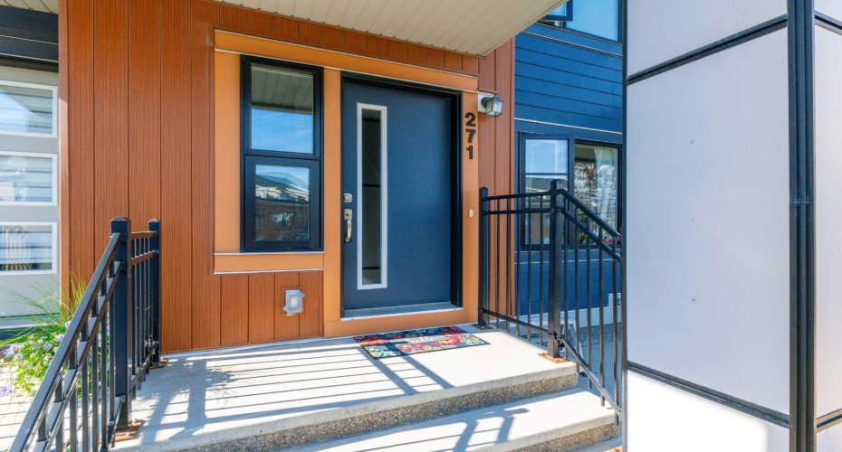 271 Livingston Common, Calgary, Alberta T3P 1K1, 2 Bedroom Bedrooms, 0 ,1 BathroomBathrooms,Residential,For Sale,Livingston,0,A2326821