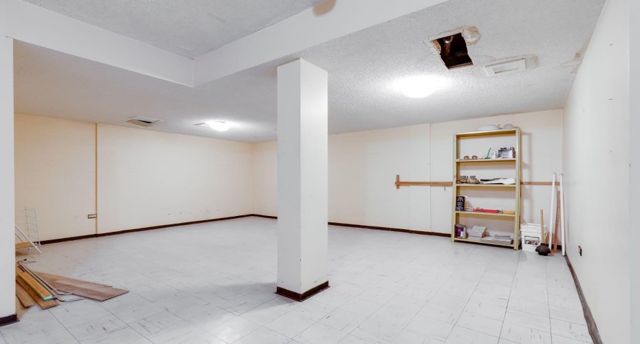 This image shows the additional common area storage space that is not technically part of the unit although the unit currently offers the only access to this space.