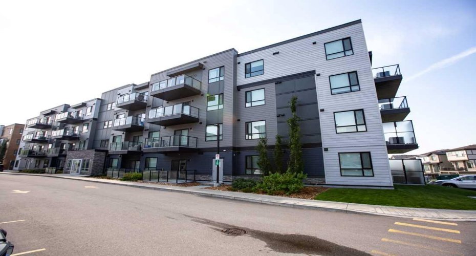 42 Cranbrook Gardens, Calgary, Alberta T3M 3N9, 2 Bedroom Bedrooms, 0 ,2 BathroomBathrooms,Residential,For Sale,Cranbrook,0,A2327350