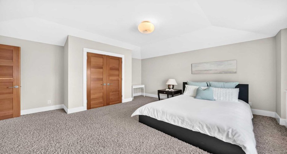 2312 12 Avenue, Calgary, Alberta T2N 1K3, 4 Bedroom Bedrooms, 0 ,5 BathroomBathrooms,Residential,For Sale,12,0,A2327724